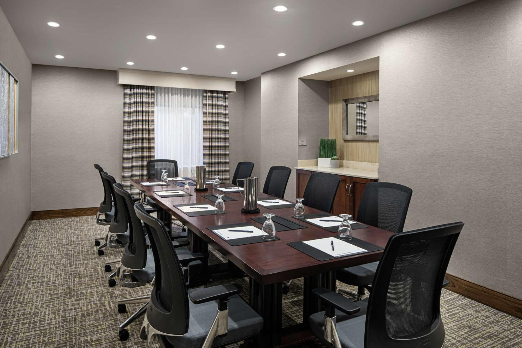 Doubletree Suites By Hilton Charlotte/Southpark Eksteriør billede