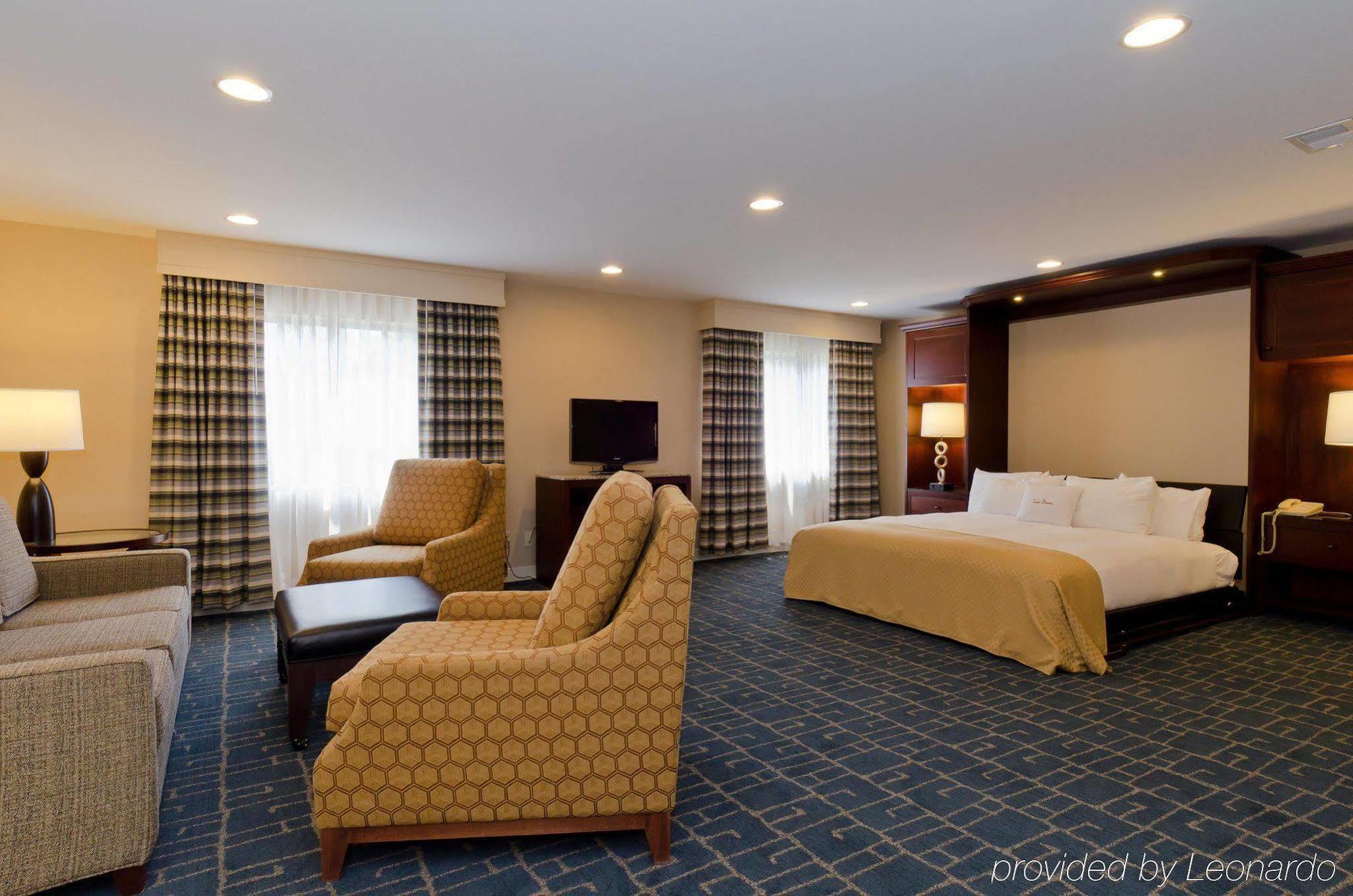 Doubletree Suites By Hilton Charlotte/Southpark Eksteriør billede